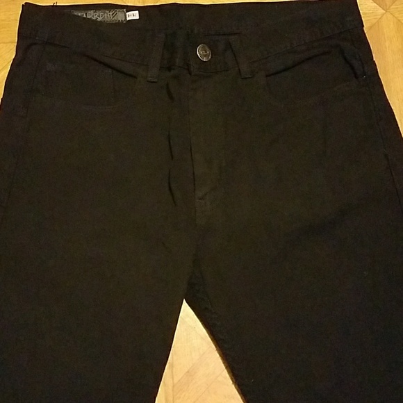 Jeans - Picture 2 of 6